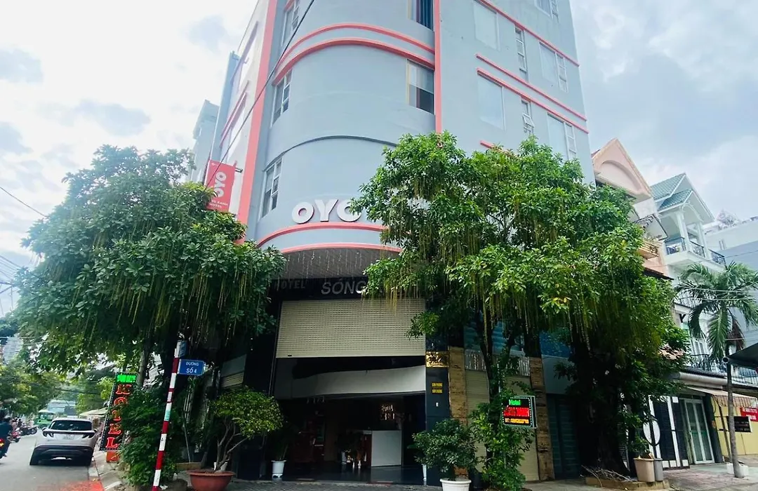 Song Xanh Hotel near SECC - FV-1
